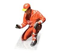 Pegciuho Miniature Accessories for Gas Stations (1/64 Scale) - Hand-Painted Resin Gas Station Diorama - DIY Assembly Accessories, Squat Gas attendant