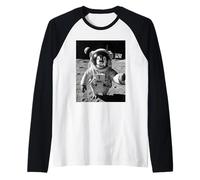 Penguin Astronaut Selfie On The Moon Funny Penguins Lover Raglan Baseball Tee