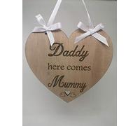 Personal Engraving NI Daddy Here comes Mummy Wedding Sign with Ribbon and bows (Large 20cm x 20cm)