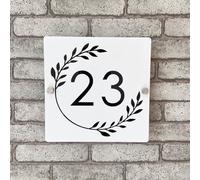 Personalised 3D Acrylic House Number Plaque, Bicolour (White and Black) with Floating Numbers and Garland, for Indoor and Outdoor, Ideal for Homes, Hotels, Apartments and Shops