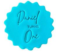 Personalised Birthday Cookie Stamp with Free Scallop Cutter, Your Custom Words, 5cm Acrylic Biscuit Embosser, Food-Safe Plastic Baking Tool, Fits M&S All Butter Biscuits (Design 2)