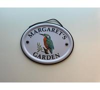 Personalised Embossed Metal Garden Sign 12x15cm - British Bird Design - Outdoor Decorative Hanging Garden Plaque - Weatherproof Metal Sign for Garden Walls Fences or Sheds (Margaret)