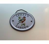 Personalised Embossed Metal Garden Sign 12x15cm - British Bird Design - Outdoor Decorative Hanging Garden Plaque - Weatherproof Metal Sign for Garden Walls Fences or Sheds (Lesley)