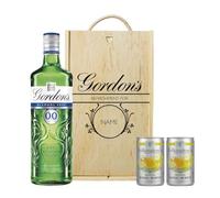 Personalised Gordon’s Original 0.0 Alcohol-Free Gin & Tonic Gift Set 70cl (0.0% ABV) in Wooden Presentation Box | Custom Non-Alcoholic Gin Gift