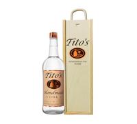 Personalised Tito's Handmade American Vodka 70cl with Wooden Box Gift Set