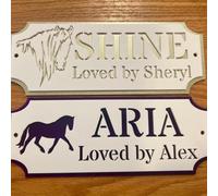 Personalized Modern Fashion Horse Stable Name Plate 3D Hollow Engraving Name Signs, Customized Acrylic Horse Door Plaque Sign Barn Decor, Gift for Horse Lover(9.5x25cm)