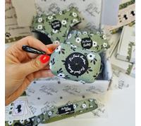 Pet Pooch Boutique GREEN MEADOW DAISY POO BAG HOLDER