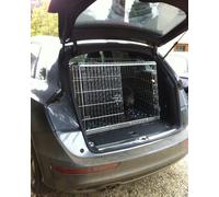Pet World 38 in Car Dog Crate Compatible with Audi Q5 2008 Onwards | Emergency Escape Hatch, Folds Flat, Comfort Mat Included, Sliding Door, Easy Assembly