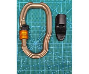 Petzl Vertigo Wire Lock Karabiner / Carabiner - With 1x CARITRAC