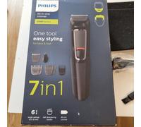 Philips MULTIGROOM Series 3000 MG3720/33 Face and hair trimmer with 7 quality tools