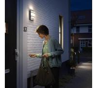 Philips myGarden Petronia LED wall light sensor