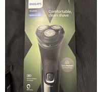 Philips Shaver 3000X Series X3002/00 Wet & Dry Electric Shaver