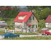 Piko 62072 House Under Construction Kit