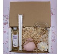 Pink Pastel Reed Diffuser Gift Set With Lavender & Amber Fragrance Treat Gift Box