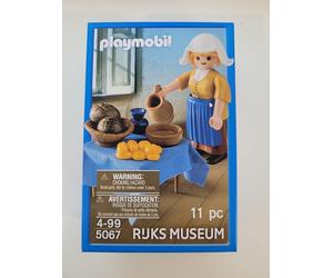 Playmobil 5067 The Milkmaid From Rijks Museum LIMITED EDITION