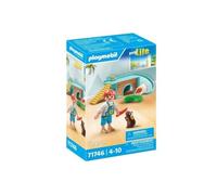PLAYMOBIL 71746 Enfant avec 2 cochons d'Inde et aire de jeux, My Life, 10 pieces, Des 4 ans