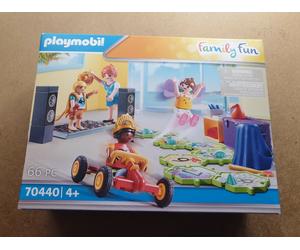 Playmobil Set 70440 Family Fun Kids Club. New complete set. 66 pieces.