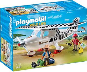 PlayMOBIL Wild Life 70766 Ranger Station with Animal Area, for Children Ages 4+