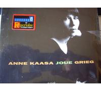 Plays Grieg: Oeuvres pour Piano