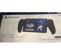 PlayStation Portal Remote Player Midnight Black Pre-Order