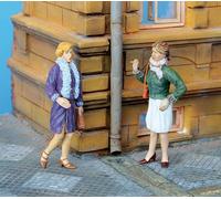 Plus Model 150 - 1:35 Resin Kit Waiting Point At The Street Corner