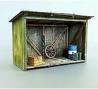 Plus Model 4051 - 1:48 Plastic Model Building Shed