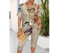 Plus Size Abstract Art 2-Piece Set Short-Sleeve Graphic Tee Capri Pants Bold Casual Outfit for Daily Creative Gatherings