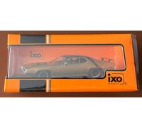 Plymouth GTX Runner 1971 in metallic gold, 1:43 scale diecast car from IXO