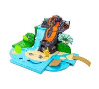 Pokémon Pokemon Carry ‘N’ Go Volcano Playset with 4 Included 2-inch, Pikachu, Charmander, Bulbasaur, and Squirtle - Bring Everywhere - Playsets for Kids Fans - Amazon Exclusive