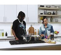 Polo G Makes Mac-n-Cheese