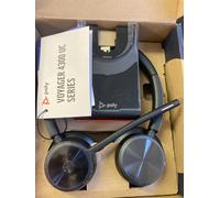 Poly Voyager Headset 4320 Microsoft Teams Certified +BT700 dongle +Charge Stand