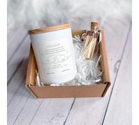 Pomchick - Friendship Cedarwood & Jasmine Scented Candle Gift Set, 25 Hour Burn Time, with Matches, Black Glass Jar with Wooden Lid, I Feel So Lucky My Friend Is You Best friend (White)