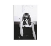 PPZEBDYB Lisa Blackpink Poster Poster Decorative Painting Canvas Wall Posters And Art Picture Print Modern Family Bedroom Decor Posters 24x36inch(60x90cm)