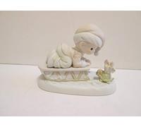 Precious Moments Figurine - Bringing You a Merry Christmas #527599