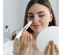 Precision Skincare Pen for Localized Treatments, Portable, Targeted Tip, Cosmetic Accessory for Face and Body with Protective Cap and Manual in Italian