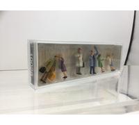 Preiser 10028 HO/OO Gauge Arriving Passengers (6) Exclusive Figure Set (A)