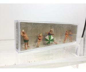 Preiser 10283 HO/OO Gauge Family Krause at the Beach (6) Exclusive Figure Set (B