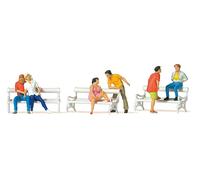Preiser 10739 On the park bench 1:87 ( 6 FIGURES AND 3 BANKS) HO