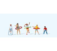 Preiser 10767 Children Playing (Pk5) Exclusive Figure Set HO Gauge