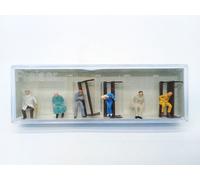 Preiser Figures 14004 Seated Passengers & Benches - OO/HO - New & Boxed