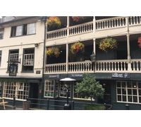 Private London Pub Tour in Iconic London Taxi