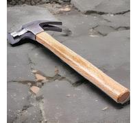 PROFESSIONAL QUALITY AMTECH 16OZ (HEAD) WOODEN SHAFT CLAW HAMMER REF2940-2961