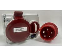 Professional Quality Interlocked switched Socket, & Fast Fit Plug 32A, 415V, 50-60Hz 3 Phase, Red, IP44 IEC309 Lockable