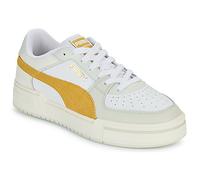 Puma Shoes (Trainers) CA PRO CLASSIC SUEDE in Beige 9