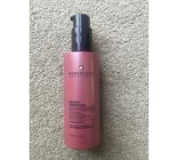 Pureology Smooth Perfection Soothing Serum. 150ml. New. Free P&P