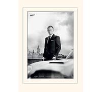 Pyramid International James Bond & DB5 - Skyfall Mounted Print Memorabilia, Multi-Colour, 30 x 40 x 1.3 cm