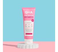 Q+A Curl Defining Conditioner for Hair (250ml), Curly Hair Conditioner, Anti-Frizz, Hydrating Conditioner from Wavy to Coily Locks, Coconut Oil and Shea Butter Esters