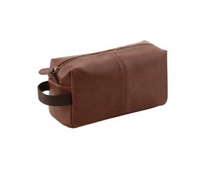 Quadra Nuhide Wash Bag in Tan Quadra Tan