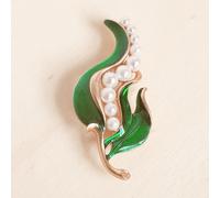 Queen Mee Women's Pea Brooch with Pearl & Enamel in Gold Queen Mee Gold One Size