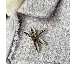 QueenMee Accessories Dragonfly Brooch in Enamel with Crystal - Black